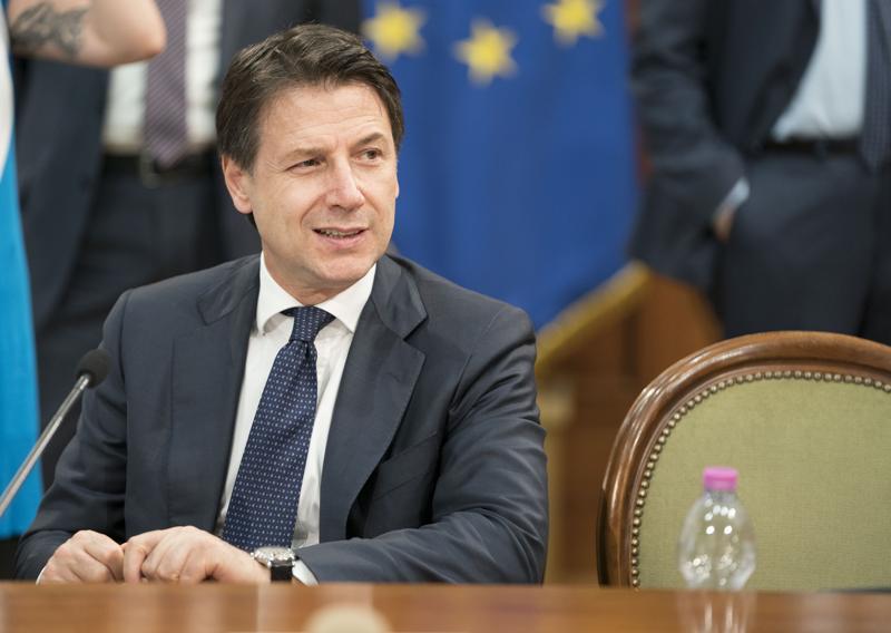Conte promosso. L’Ue gli apre le porte della Commissione (o per un bis) Conte promosso. L’Ue gli apre le porte della Commissione (o per un bis)