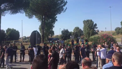 Funerali Diabolik, alta tensione tra famiglia Piscitelli e forze dell’ordine