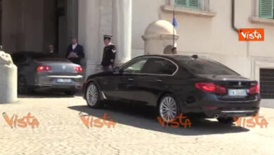 Consultazioni, Berlusconi arriva in macchina al Quirinale