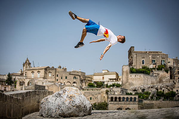 Red Bull Art Of Motion spettacolo unico per la prima volta in Italia