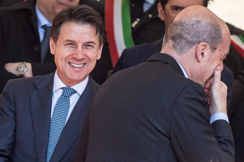 Governo M5S Pd, due scogli per il Conte bis. Ruolo Di Maio e voto su Rousseau Governo M5S Pd, due scogli per il Conte bis. Ruolo Di Maio e voto su Rousseau