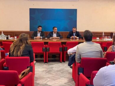 Di Maio: “Al lavoro sui temi, non ci appassionano le poltrone”