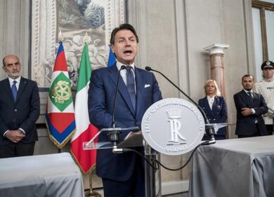 All’estero un sospiro di sollievo con l’uscita del rivoluzionario Salvini