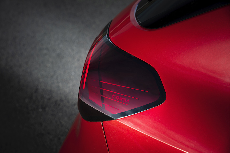 Opel va’ di… Corsa verso il futuro Opel va’ di… Corsa verso il futuro