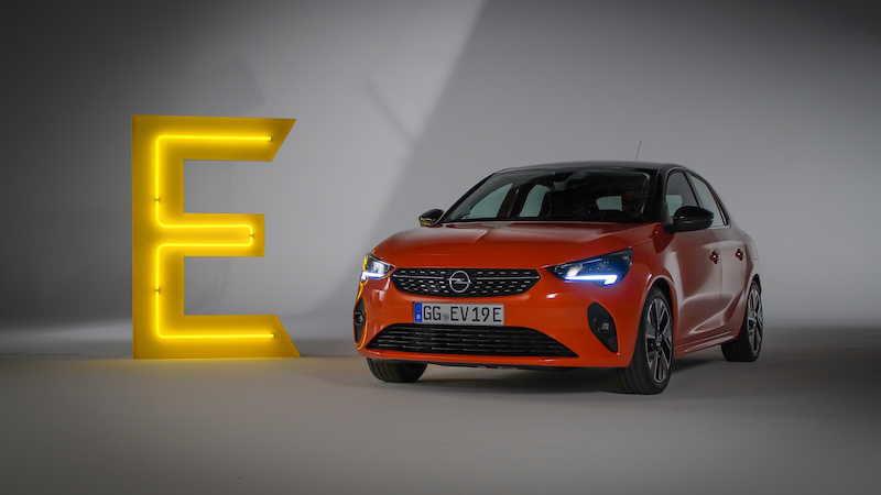 Opel va’ di… Corsa verso il futuro Opel va’ di… Corsa verso il futuro