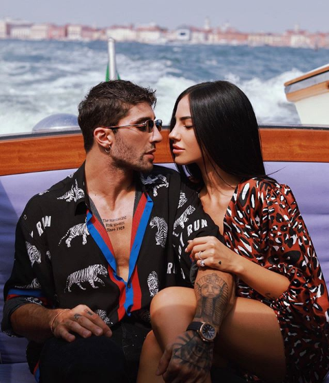Andrea Iannone va a Venezia con Giulia De Lellis, ma mette like a Belen Andrea Iannone va a Venezia con Giulia De Lellis, ma mette like a Belen