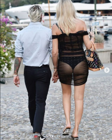 Chiara Ferragni in mutande a Venezia con Fedez:“L’uccellaccio e la carciofara”