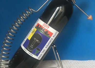 Mimmo Paladino firma l’etichetta di Sannio Falanghina al Ravello Festival