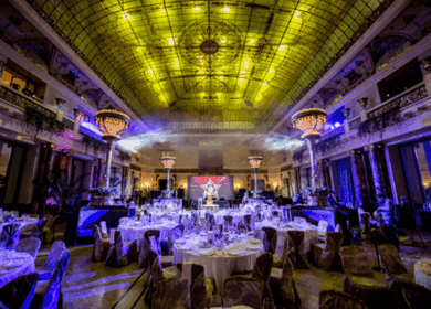 Mosca, cosa c’è nella rete del Metropol: bonifici, contanti, vendita di case..