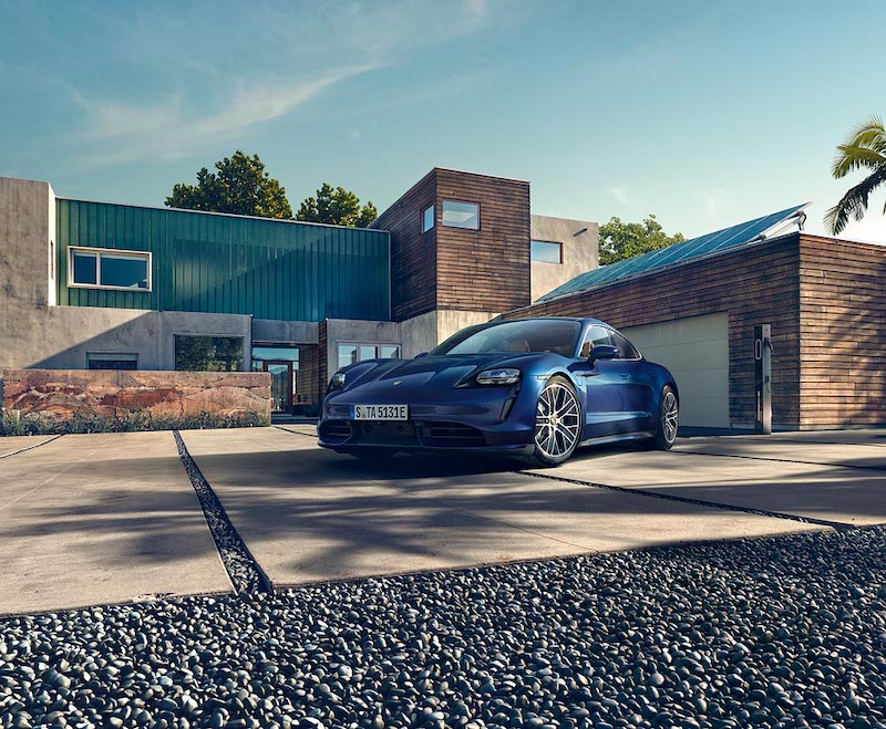 IAA 2019, Porsche svela la Taycan la prima elettrica sportiva IAA 2019, Porsche svela la Taycan la prima elettrica sportiva