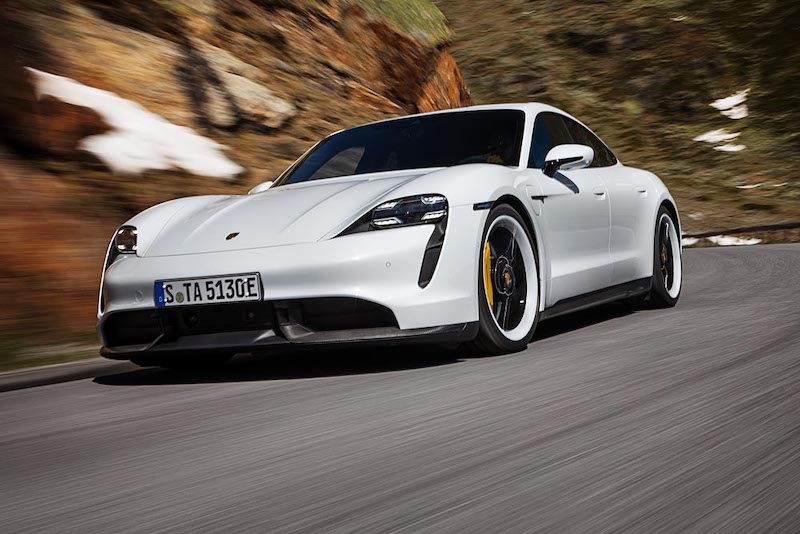 IAA 2019, Porsche svela la Taycan la prima elettrica sportiva IAA 2019, Porsche svela la Taycan la prima elettrica sportiva