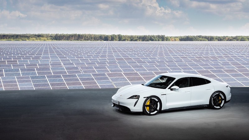 IAA 2019, Porsche svela la Taycan la prima elettrica sportiva IAA 2019, Porsche svela la Taycan la prima elettrica sportiva