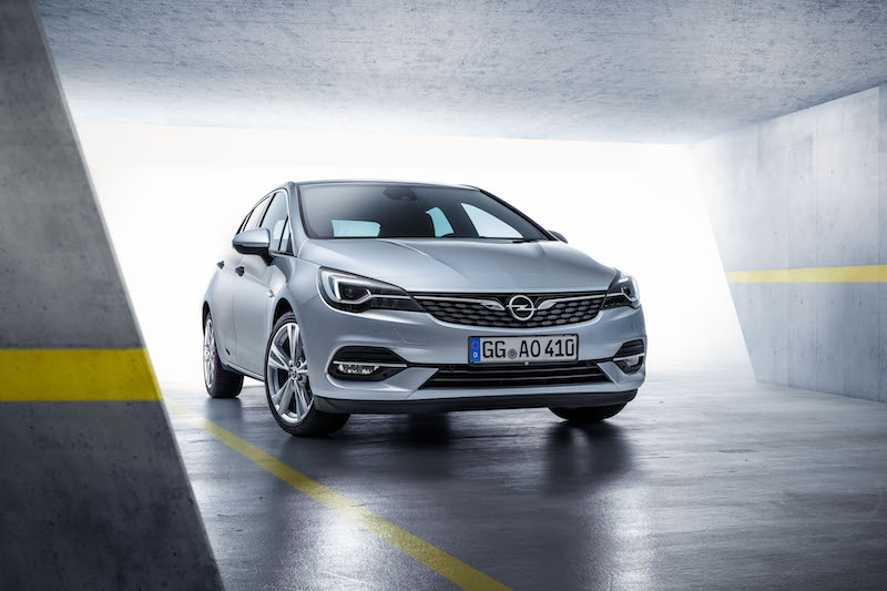 Francoforte 2019: Opel svela Astra, Corsa e Grandland X Plug-In Hybrid