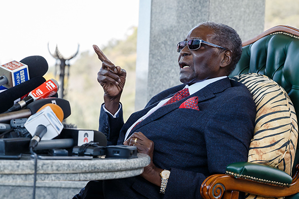 Zimbabwe, morto il padre fondatore Mugabe. Primo presidente post-indipendenza Zimbabwe, morto il padre fondatore Mugabe. Primo presidente post-indipendenza