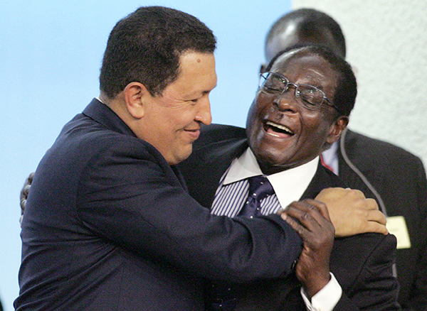 Zimbabwe, morto il padre fondatore Mugabe. Primo presidente post-indipendenza Zimbabwe, morto il padre fondatore Mugabe. Primo presidente post-indipendenza