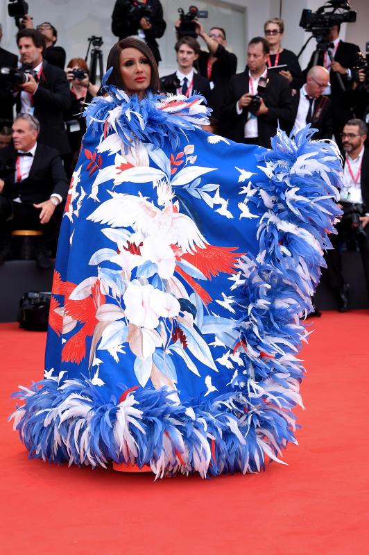 Venezia 2019, dal lato b della Pagani a.. Ecco i look più discussi al Festival