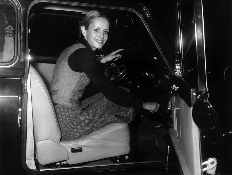 Mini: 60 anni di successi dalla regina a Hollywood Mini: 60 anni di successi dalla regina a Hollywood