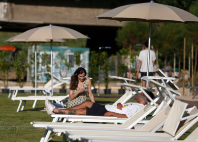 Mille canoisti sul Tevere: i circoli si danno battaglia a colpi di pagaia