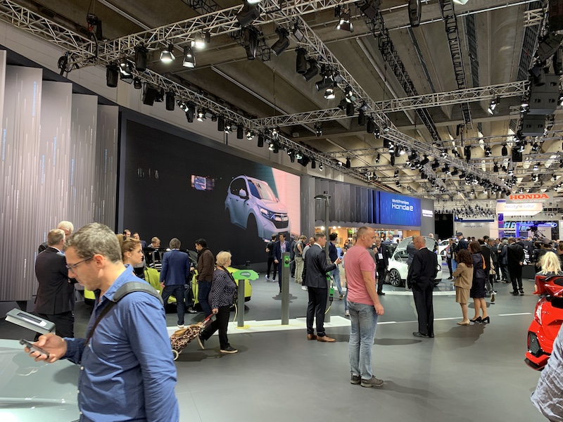 Francoforte 2019 accende la spina e… prende la scossa! Francoforte 2019 accende la spina e… prende la scossa!