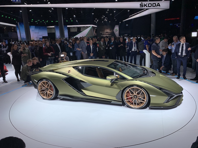 Francoforte 2019 accende la spina e… prende la scossa! Francoforte 2019 accende la spina e… prende la scossa!