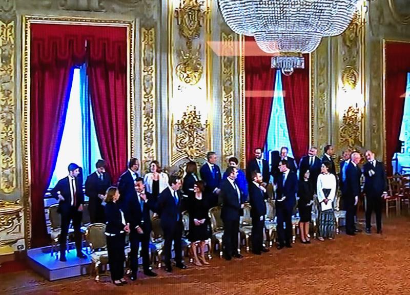 Governo, la pazza estate della politica italiana (finalmente) è finita Governo, la pazza estate della politica italiana (finalmente) è finita