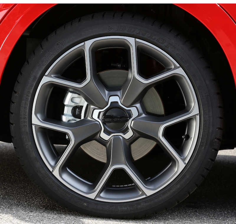 Fiat presenta la nuova 500X Sport