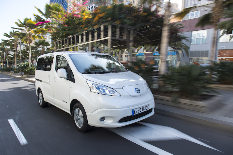 Nissan è partner di e_Mob Conferenza Nazionale della Mobilità Elettrica Nissan è partner di e_Mob Conferenza Nazionale della Mobilità Elettrica
