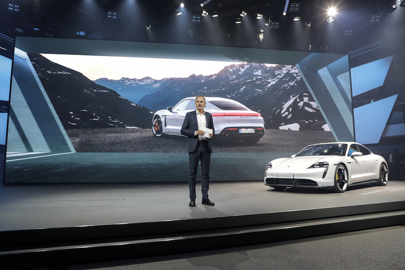 Parte dal Salone di Francoforte 2019 l’offensiva elettrica di Porsche