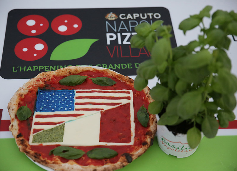 Napoli Pizza Village, la “margherita” napoletana si gemella con New York. Napoli Pizza Village, la “margherita” napoletana si gemella con New York.