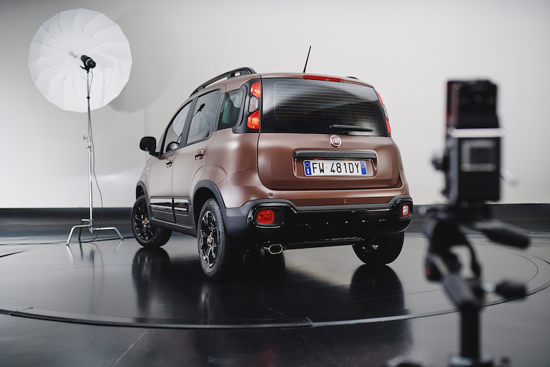 Nuova Fiat Panda Trussardi: il lusso diventa democratico Nuova Fiat Panda Trussardi: il lusso diventa democratico