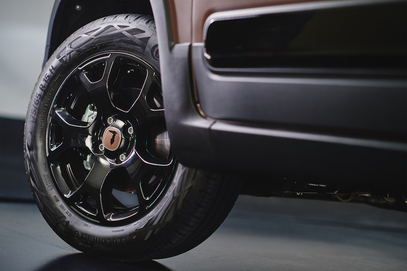 Nuova Fiat Panda Trussardi: il lusso diventa democratico Nuova Fiat Panda Trussardi: il lusso diventa democratico