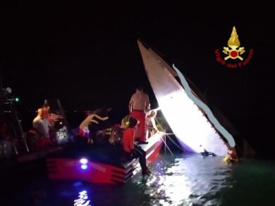 Venezia, motoscafo contro diga: 3 morti, anche il campione Buzzi