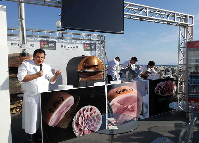 Ferrarini lancia a Napoli la sua offerta legata al mondo delle pizzerie Ferrarini lancia a Napoli la sua offerta legata al mondo delle pizzerie