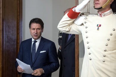 Manovra, Conte vede i sindacati. Ma è aria fritta…
