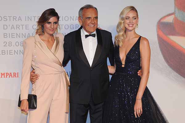 Documentario Ferragni, è boom al cinema: mezzo milione di euro in 24 ore Documentario Ferragni, è boom al cinema: mezzo milione di euro in 24 ore