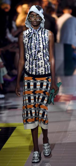 MFW, la purezza di Prada e gli anni ’70 di Ferretti. Oggi Fendi e Moschino
