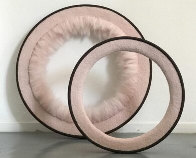 Fondazione Kenta: sculture di lana e ferro nella ex fabbrica tessile Sassetti