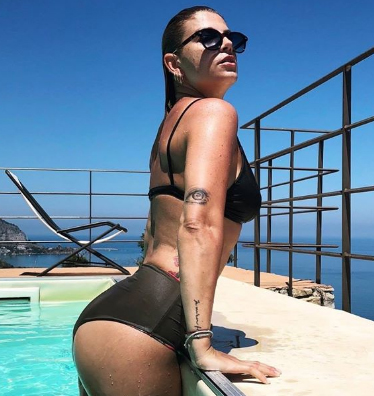 Emma Marrone: “Mi devo fermare per affrontare un problema di salute” Emma Marrone: “Mi devo fermare per affrontare un problema di salute”