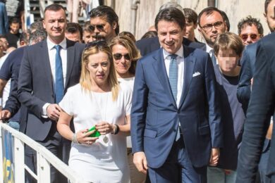 Conte: “Renzi non è Demolition Man. Possibile tassa su merendine-bibite-aerei”