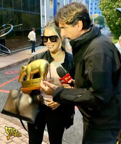 Wanda Nara prende il Tapiro di Striscia la Notizia. Ecco perché