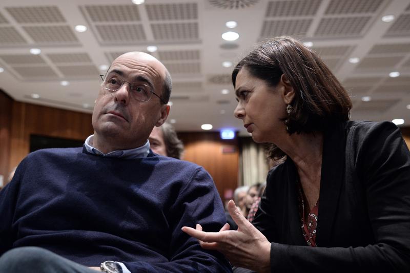 Pd fucsia con Laura Boldrini (e Bersani?). Autostrada al centro per Renzi Pd fucsia con Laura Boldrini (e Bersani?). Autostrada al centro per Renzi