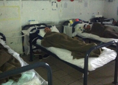 Rimpatri Ponte Galeria, chiusi 4 settori del centro: 28 migranti liberati