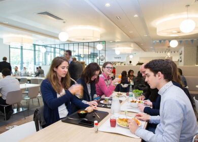 Gli italiani sposano la Dieta mediterranea: in pausa pranzo piatti più sani