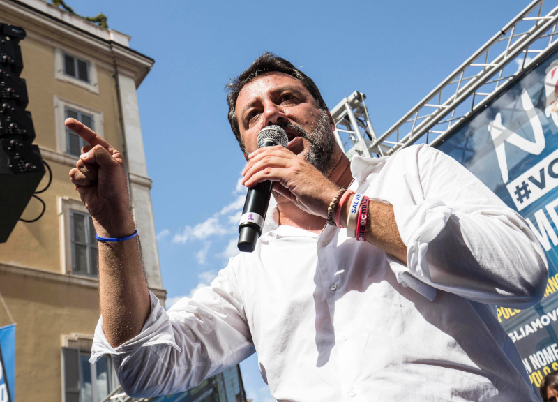 Meazza, Salvini: “Abbattere San Siro è un delitto, è il calcio nel mondo” Meazza, Salvini: “Abbattere San Siro è un delitto, è il calcio nel mondo”