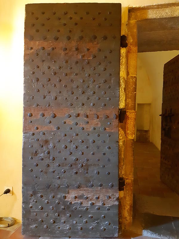 Tre volti per l’uomo con la maschera di ferro