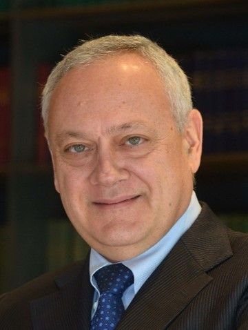 Conte, con il new deal conquista la Confindustria del tech