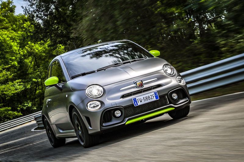 Nuova Abarth 595 Pista, la serie speciale dedicata ai giovani Nuova Abarth 595 Pista, la serie speciale dedicata ai giovani