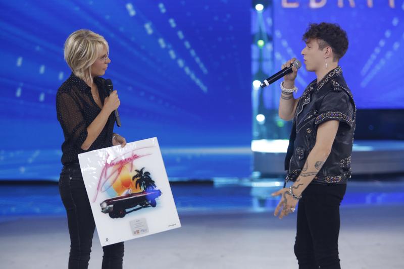 Ascolti tv, Amici Celebrities cambia giorno. Ecco quando e perché Ascolti tv, Amici Celebrities cambia giorno. Ecco quando e perché