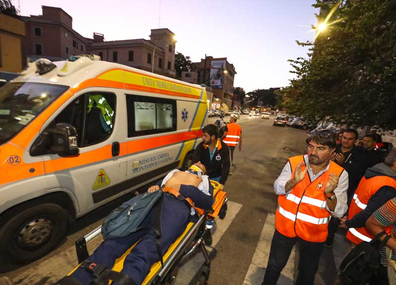 Roma maionese impazzita. Ama ko, Metropolitane chiuse e botte ai politici