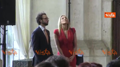 Virginia Saba e la moglie di Pompeo alla conferenza a Villa Madama